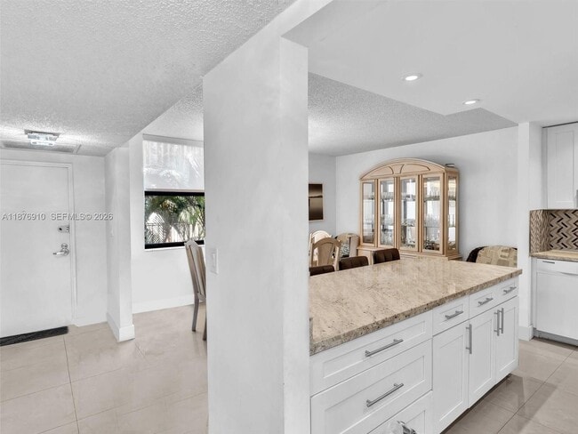 Photo - 20401 NE 30th Ave Unit 310-8