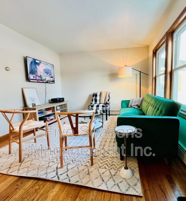 358-360 North Winooski Avenue - 3