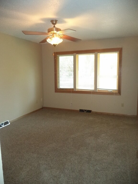 Photo - 1145 Melrose Ave