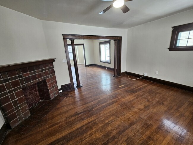 Photo - 3386 E 134th St