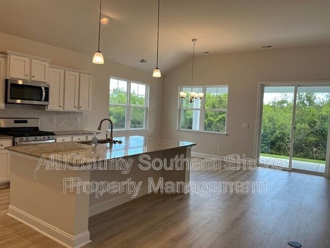 Photo - 1273 Baker Crk Lp