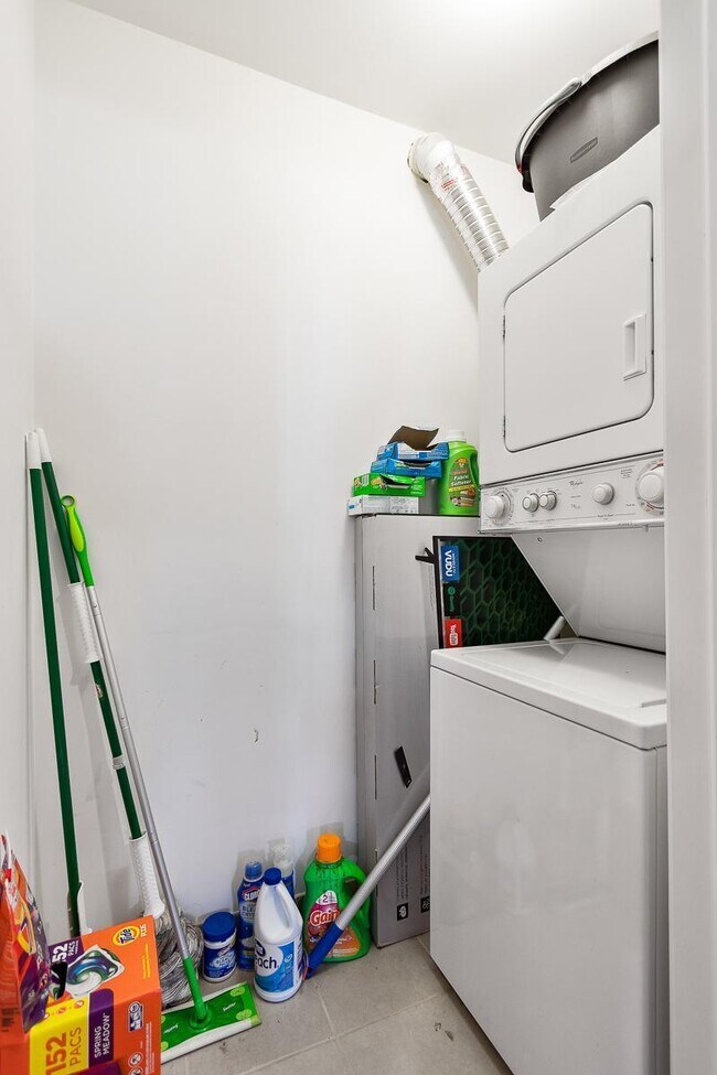 Photo - 3 bedroom in Chicago IL 60640 Unit 1