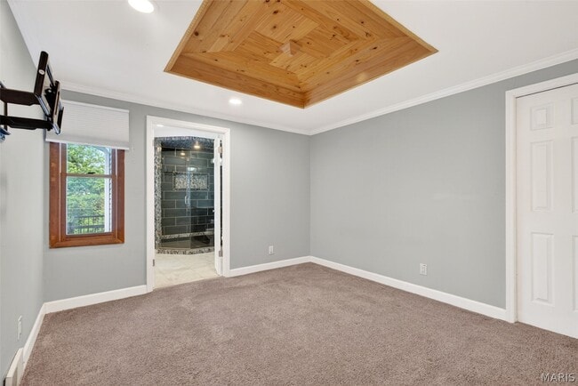 Photo - 112 Robin Hill Ln