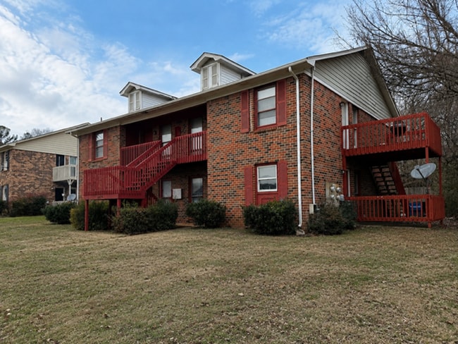 Building Photo - 4414 Bonnell Dr NW Unit C
