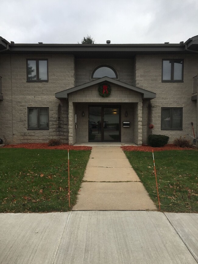 Photo - Village Park Apartments-Appleton