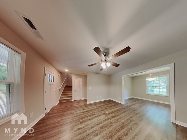 Photo - 1220 Jenkins Dr