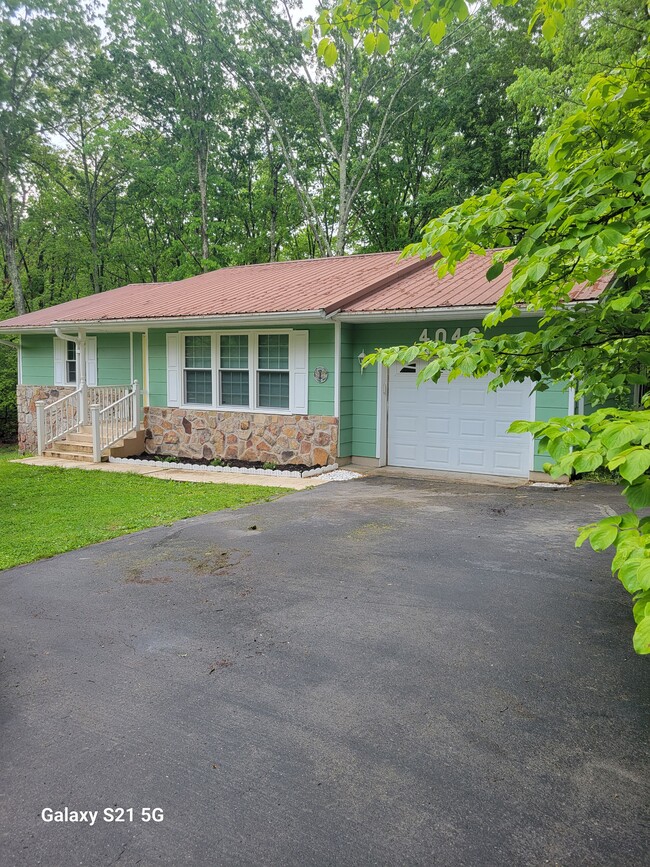 Photo - 4046 Sioux Rd
