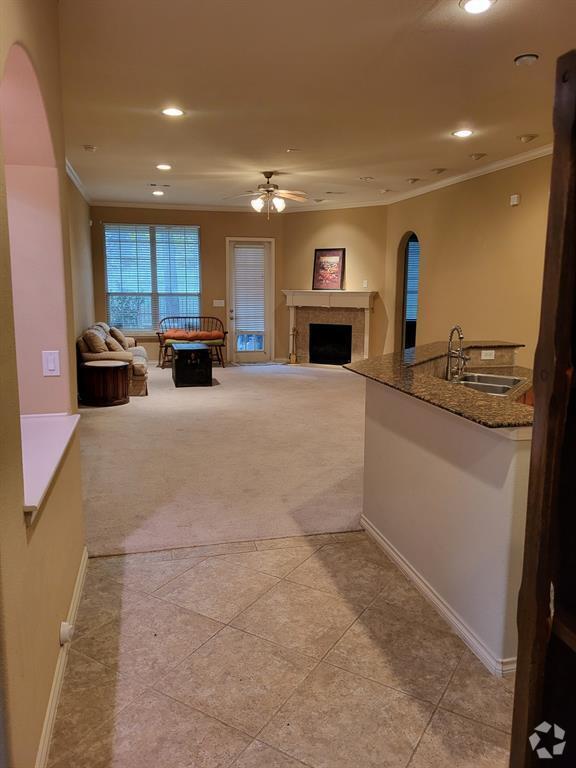 Building Photo - 15227 Scenic Woodland Dr Rental