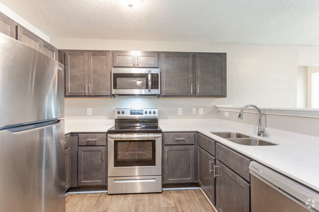 3BR, 2BA - 1450SF Charleston- Kitchen - Legacy at Abbington Place