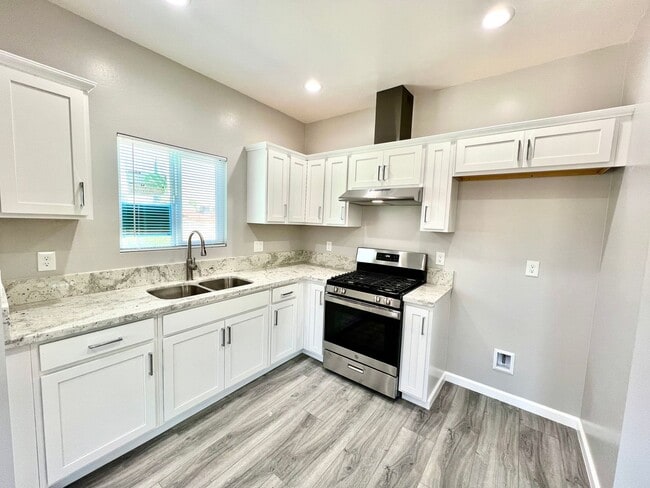 Building Photo - New Construction! Rental