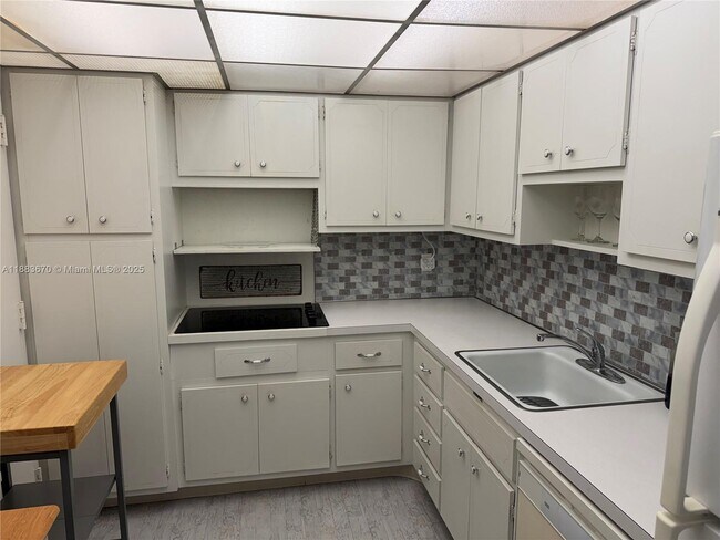 Photo - 1985 S Ocean Dr Unit 8L