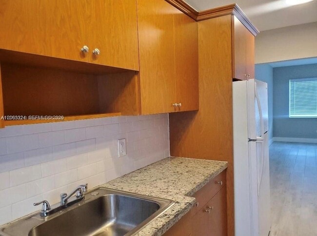 Photo - 8035 Byron Ave Unit 2