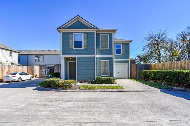 Photo - 1702 Redwing Pines Dr