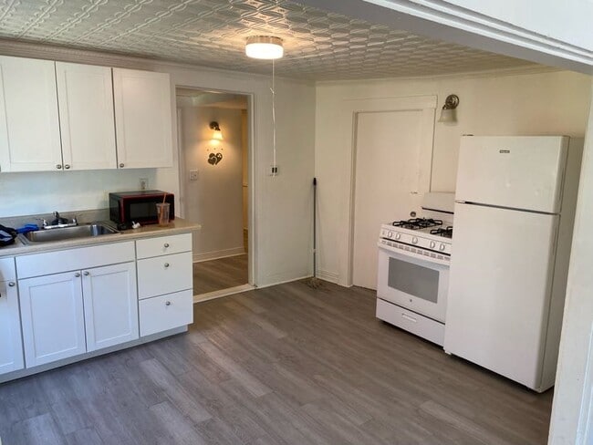 Photo - 22 Lafayette St