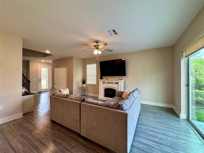 Photo - 7955 Boyden Way