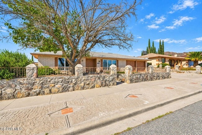 Photo - 6621 Mesa Grande Ave
