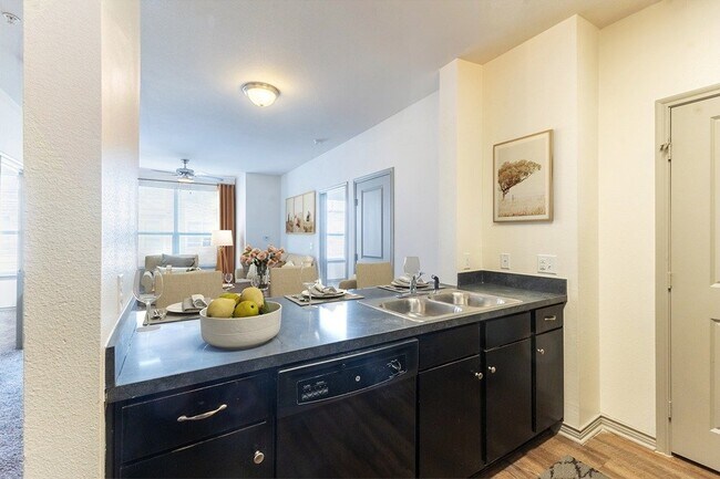 Photo - 1414 Belleview-#1414 Unit #1414