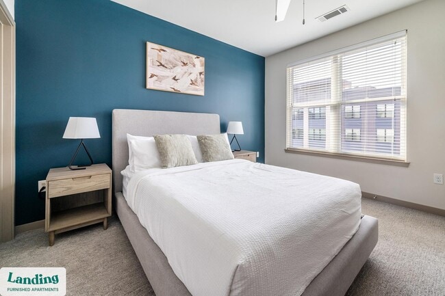 Photo - 151 E Blount Ave Unidad 525