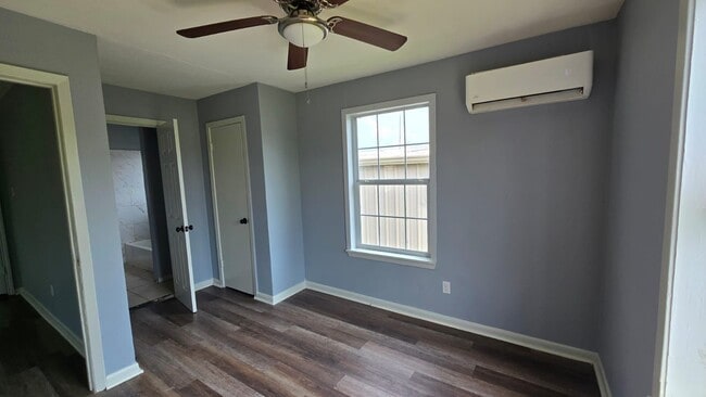 Photo - 1012 Ann St