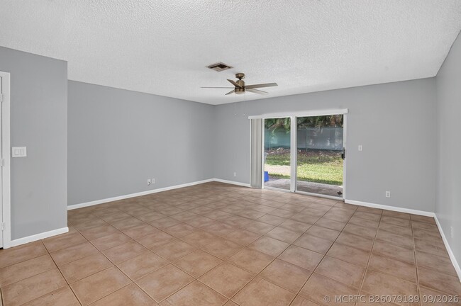 9766 Kamena Cir