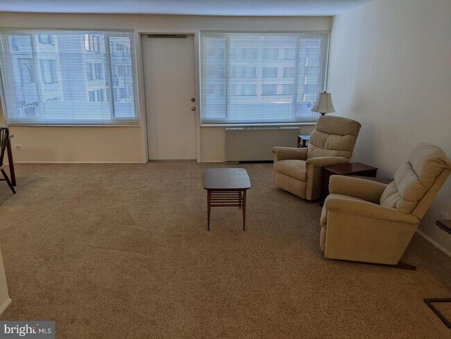 Photo - 4501 Arlington Blvd Unit 718