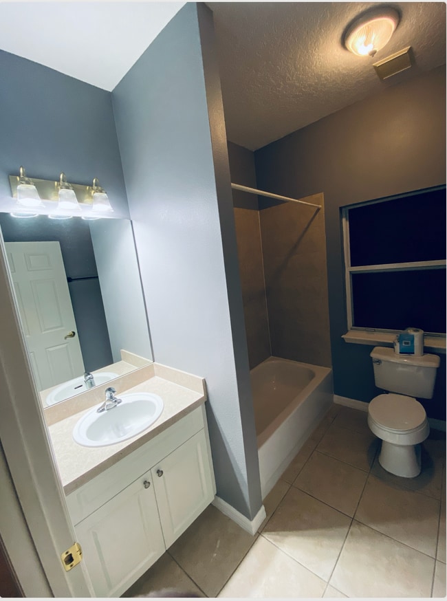 Photo - 232 Hill Street