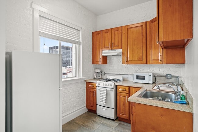 The Cornelia Suites