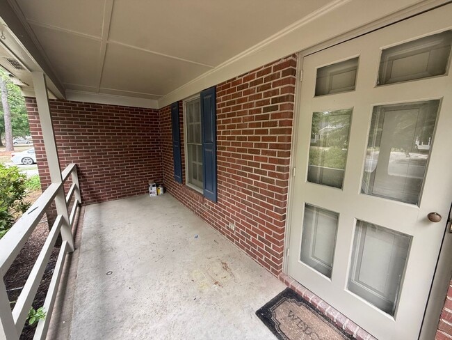 Photo - 2608 Byerly Dr N