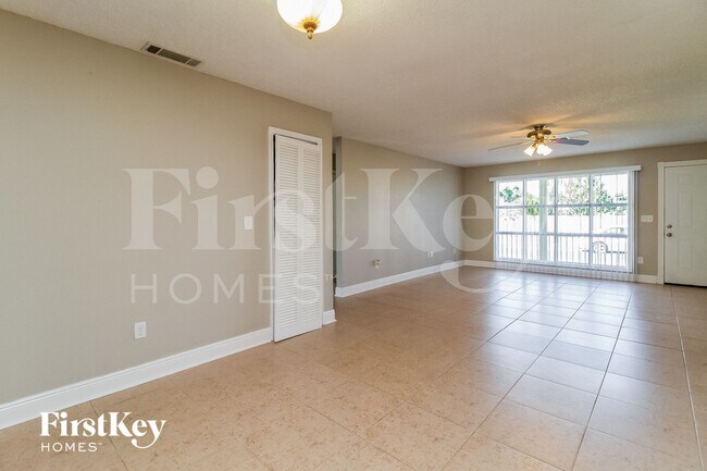 Photo - 11107 Finchley Pl