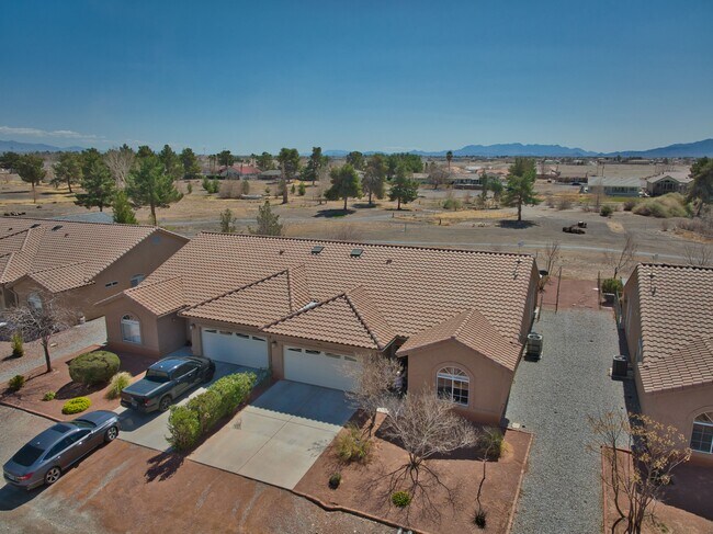 Photo - 1121 Bourbon St Unit A