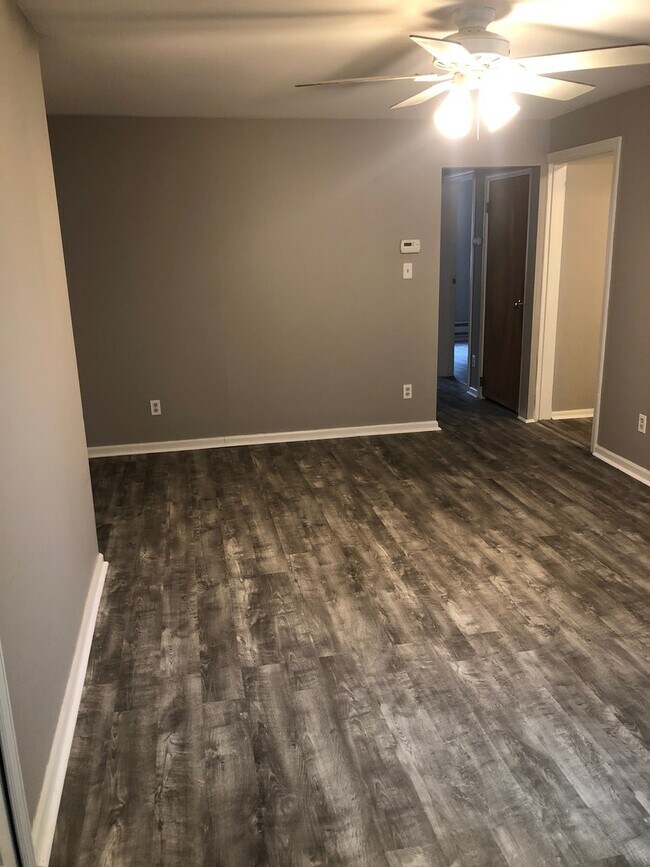 Photo - 1818 Larkins Wy Unidad Apt. #2