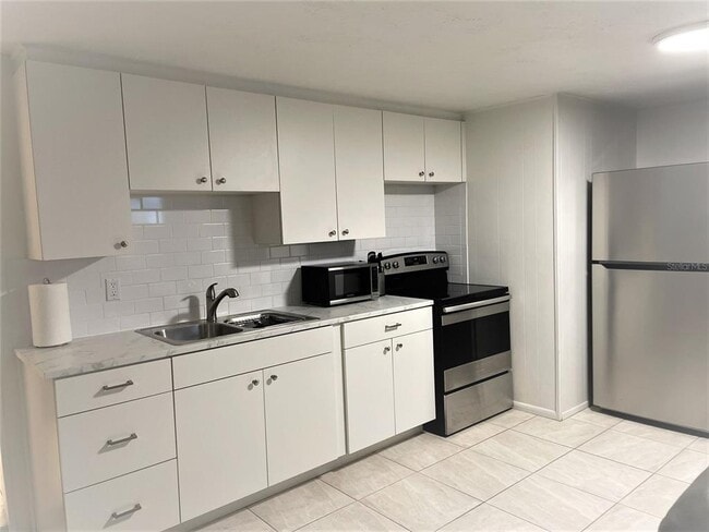 828 S Tuttle Ave Unit B