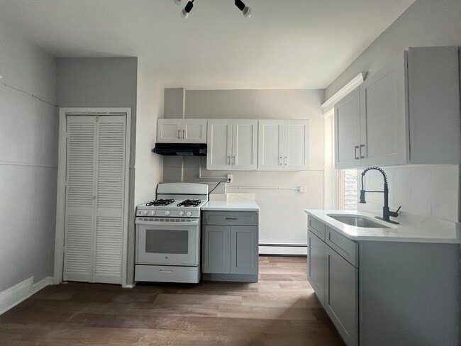 1591 JFK Blvd 5 - 1595 John F Kennedy Blvd Apartments Unit 5
