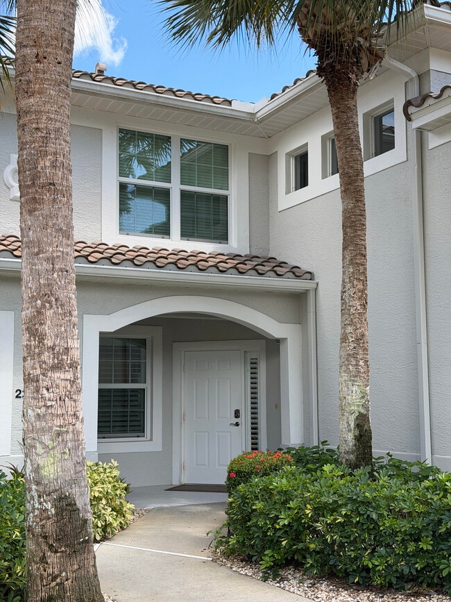 Building Photo - 9231 Spring Run Blvd Unit 2106