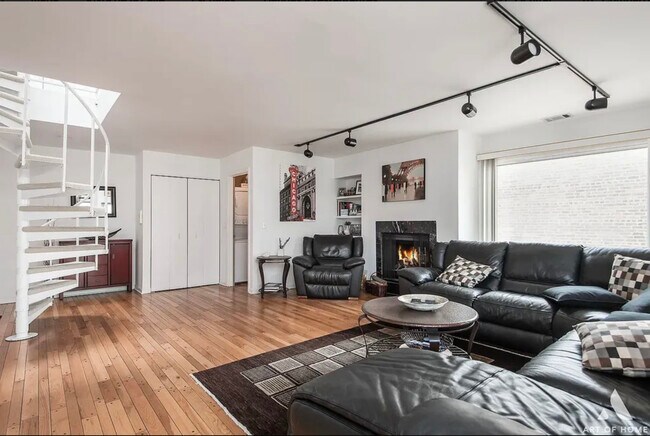 Photo - 1201 W Diversey Pkwy