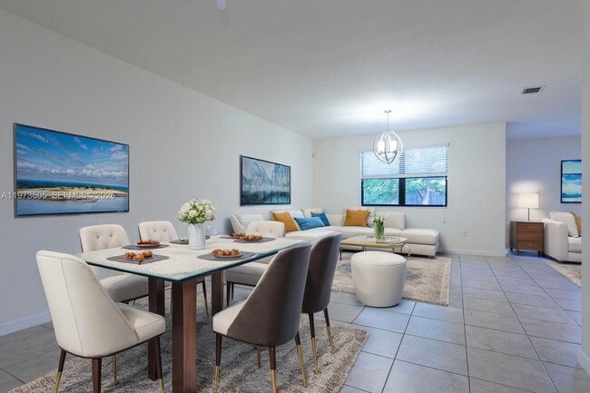 Photo - 516 SE 35 Ave