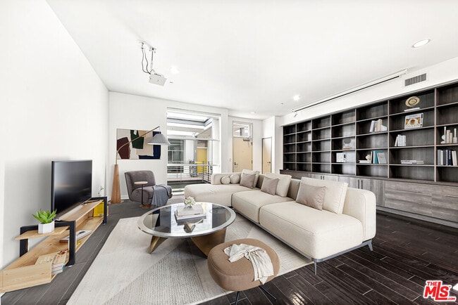 Building Photo - 3119 Vía Dolce Unit 304 Rental