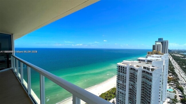 Photo - 16699 Collins Ave Unidad 3808