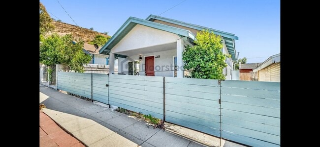 Photo - 3608 Pomona St