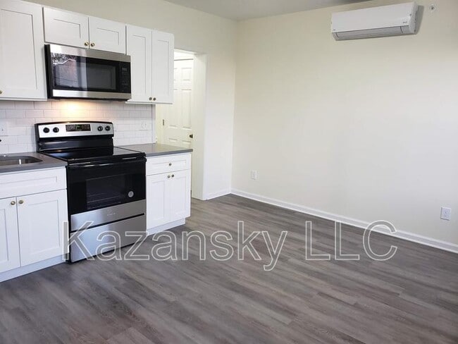 Photo - 5625 Sprague St Unit 2nd Floor