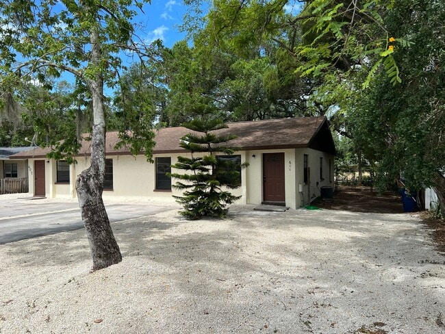 Photo - Annual 3 Bedroom 2 bath Duplex $1,795 a month