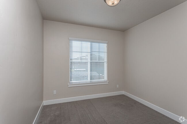 3BR, 2BA - Halstat