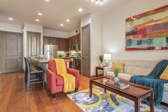 Photo - 5351 W Alabama St Unidad ID1359142P