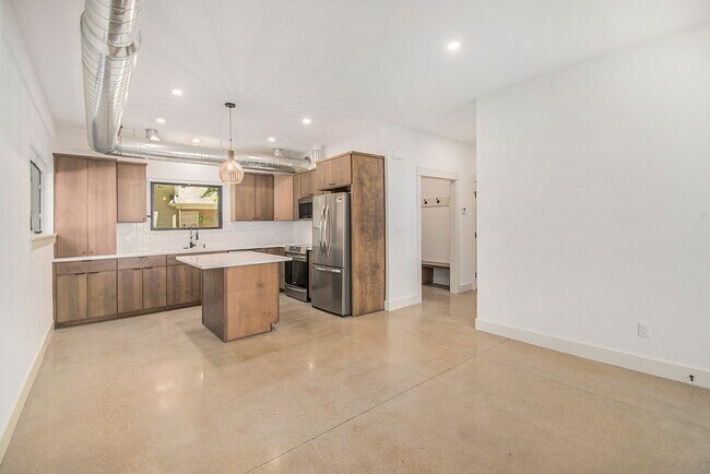 Photo - 712/714 W. Middle St Unidad 712 W. Middle St