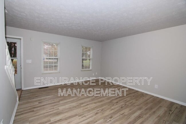 Photo - 3427 Sunbury Ln