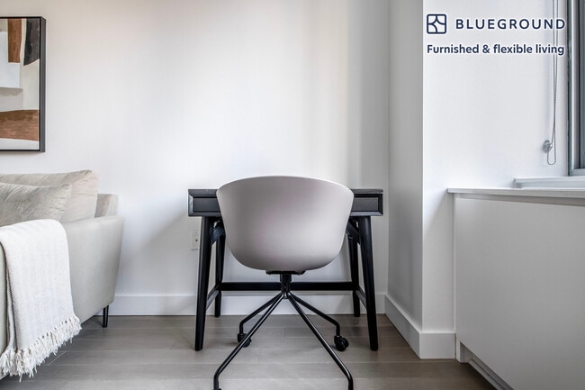 Photo - 101 West End Ave Unidad FL11-ID1187