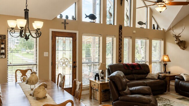 Photo - 6839 Kingston Cove Ln
