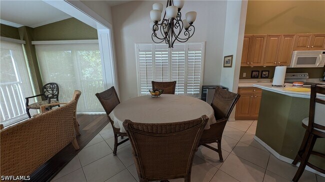 5660 Northboro Dr Unit 202