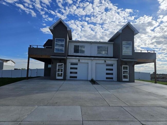 Building Photo - 3 bedroom in Billings MT 59106