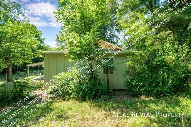 Photo - 304 Owens St